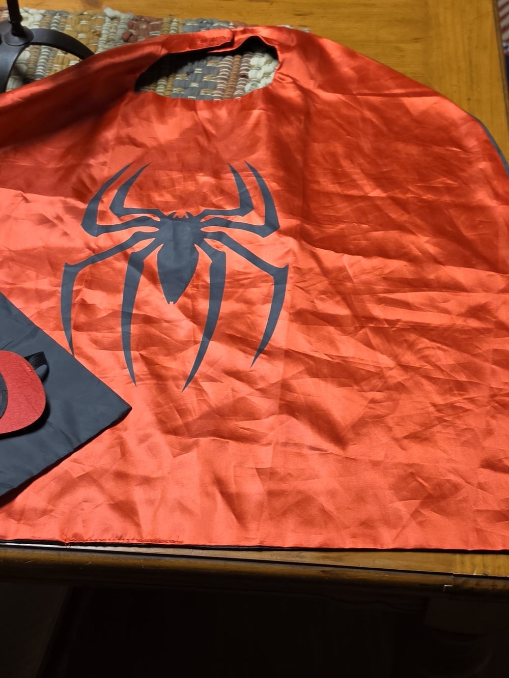 Kids Marvel Red Spiderman Cape & Mask Costume Set - Picture 4 of 4